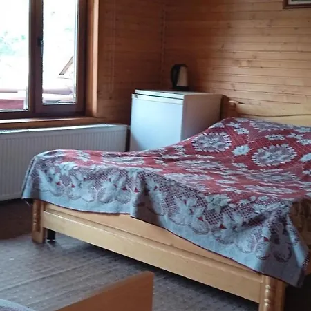 Hotel бойківський двір Yasenitsa Zamkova